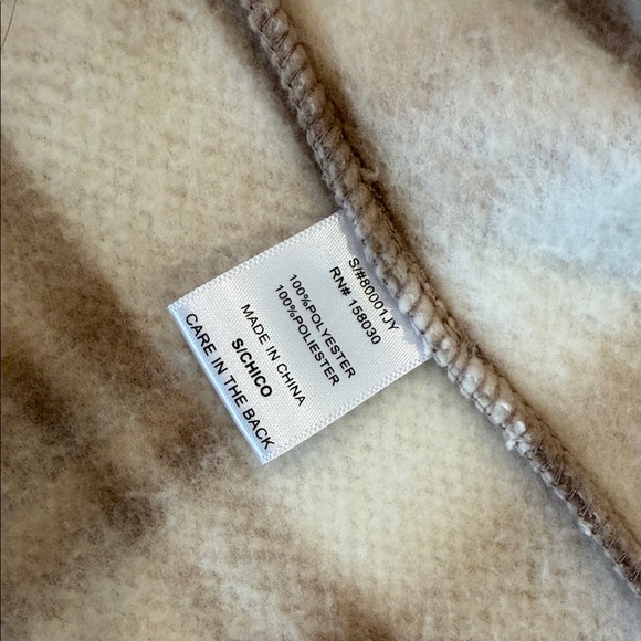 Plaid Button-Up Jacket - Picture 5 of 5